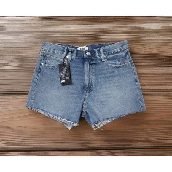 Paige Archie High Rise Relaxed In Vintage Inspired Denim Shorts Size 26 - Picture 8 of 9